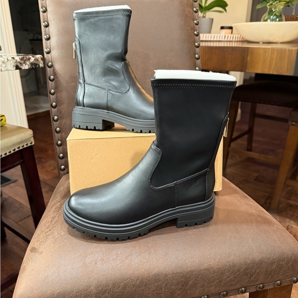 Women's Black Winter Boots